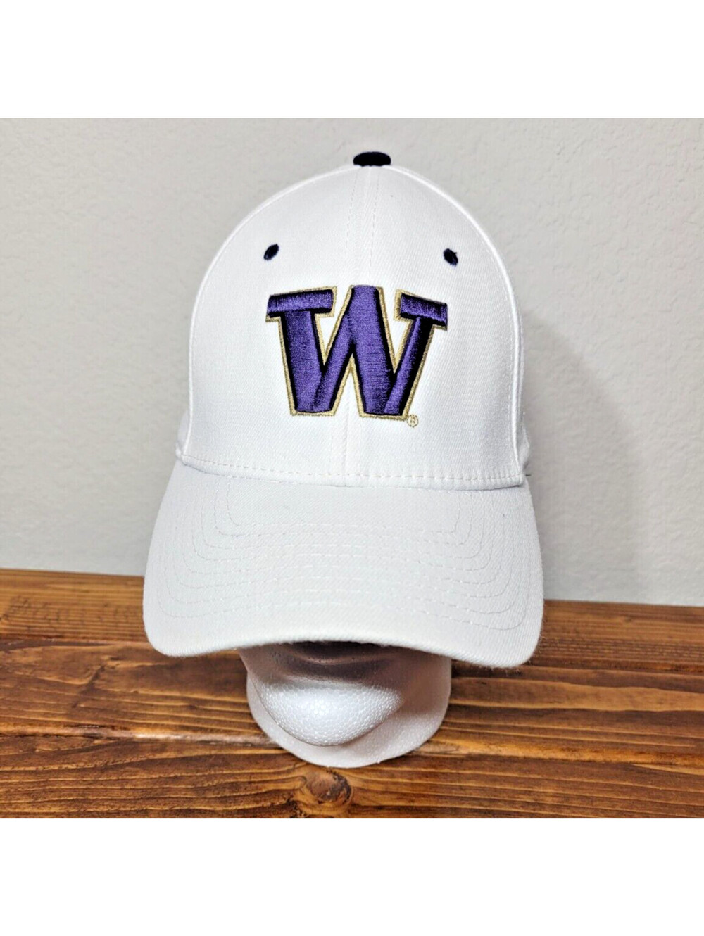 UW Huskies Flex Fit M / L Zephyr Hat Cap University of Washington NCAA White - Picture 8 of 8